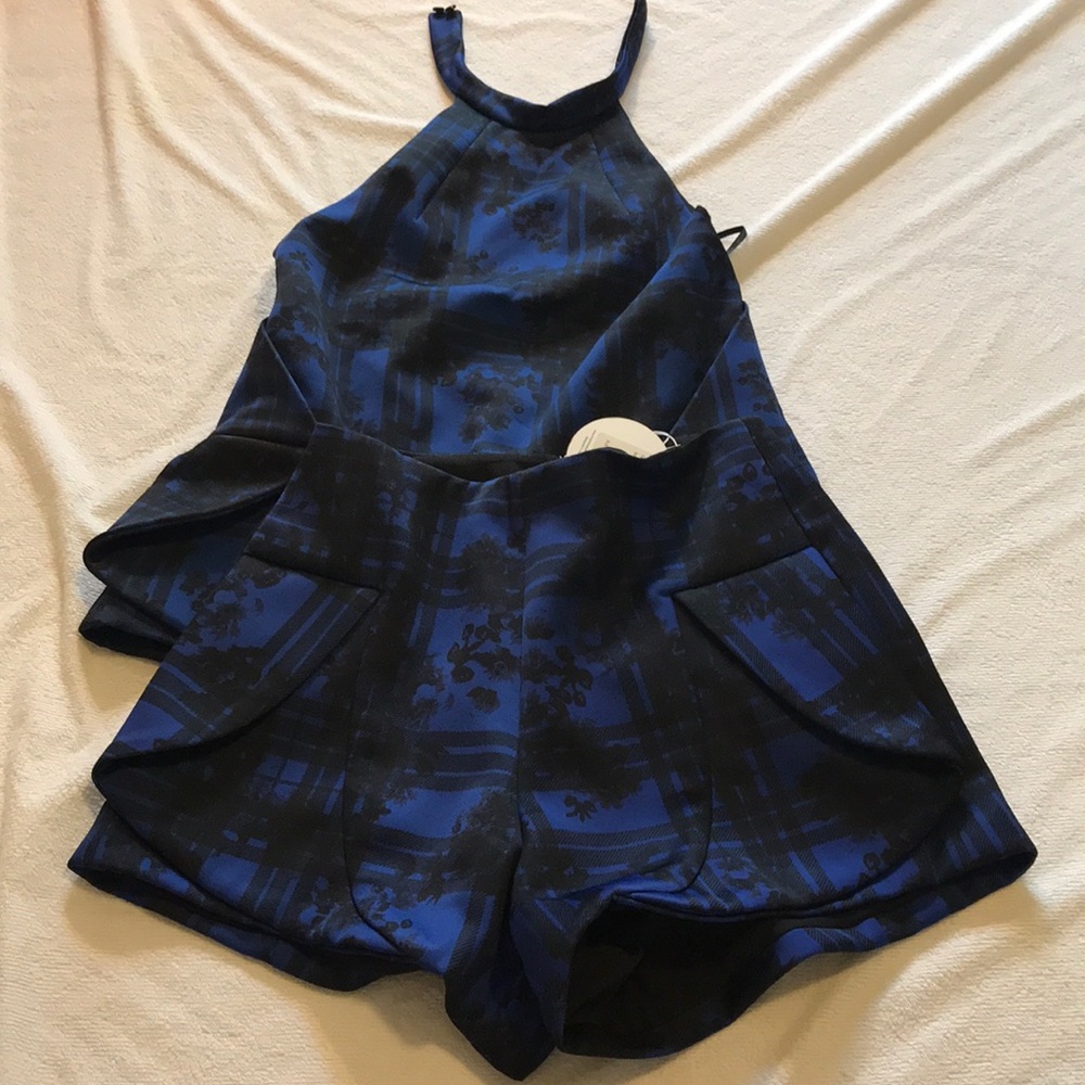 Finders Keepers outfit NWT small